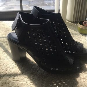 Opened toed chunky heel